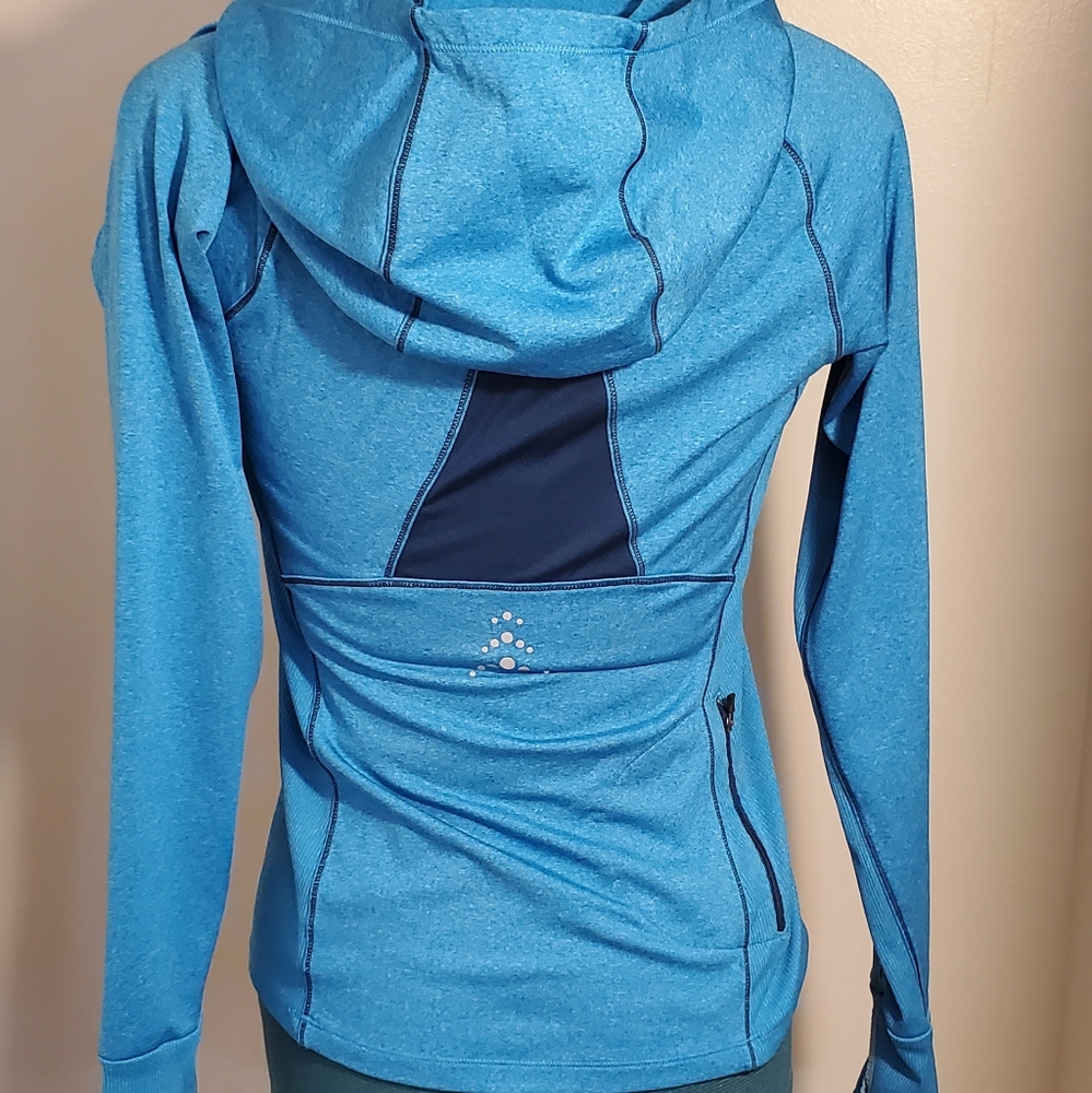 Women's Under Armour teal hoodie. Small